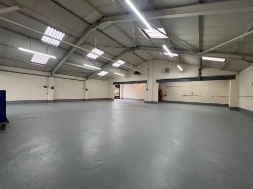 17 Highmeres Road, Leicester, LE4