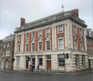 22-23 Cecil Square, Margate, CT9