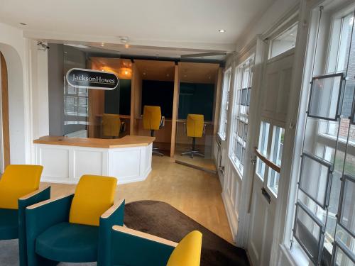 The Studio & Dolls House, Church Road, Penn, High Wycombe, HP10