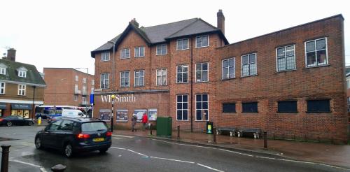 11 The Highway, Beaconsfield, HP9