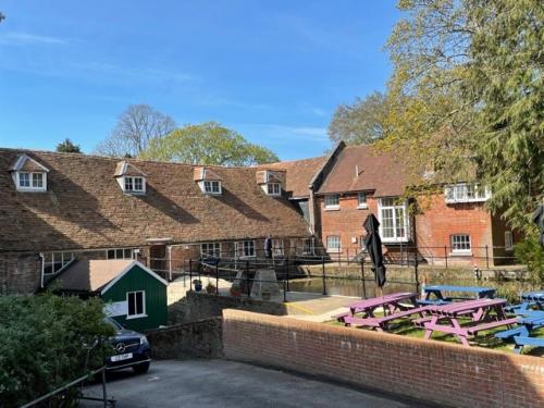 Botley Mills, Mill Hill, Botley, Southampton, SO30