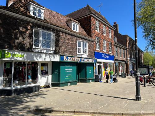 12 High Street, Tenterden, TN30
