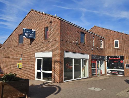 Unit 6, Rainham Shopping Centre, Rainham, ME8