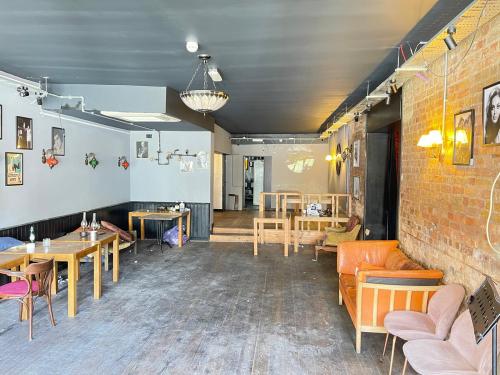 601 Green Lanes, Haringey, London, N8