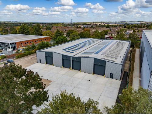 Unit 2, Woodside Industrial Estate, Humphrys Road, Dunstable, LU5