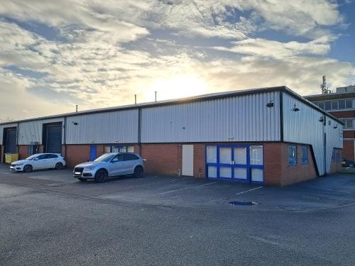 Unit 2-4, n Clifton Park Industrial Estate, Clifton Street, Lincoln, LN5