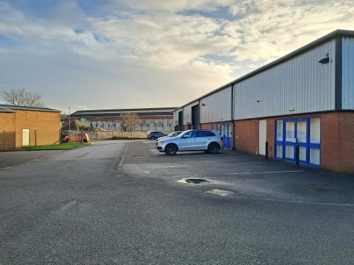 Unit 2-4, n Clifton Park Industrial Estate, Clifton Street, Lincoln, LN5