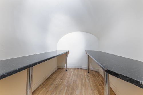 54 Moreton Street, Victoria, London, SW1V