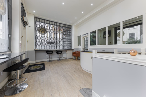 54 Moreton Street, Victoria, London, SW1V
