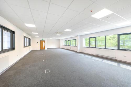 Unit 12, Klinger Industrial Park, Edgington Way, Sidcup, DA14