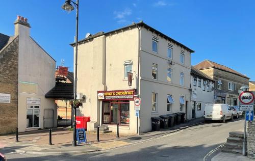 54 Union Street, Melksham, SN12