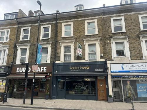 143 Lee Road, Blackheath, London, SE3