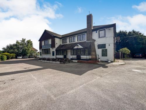 The Park Tavern Public House, 170 Romford Road, Aveley, South Ockendon, RM15