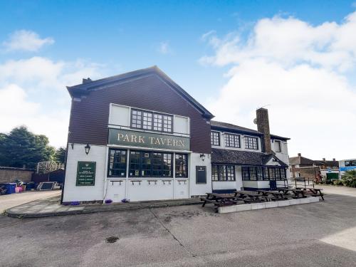 The Park Tavern Public House, 170 Romford Road, Aveley, South Ockendon, RM15
