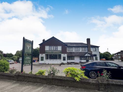 The Park Tavern Public House, 170 Romford Road, Aveley, South Ockendon, RM15