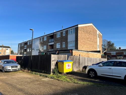 9 Minster Way, Slough, SL3