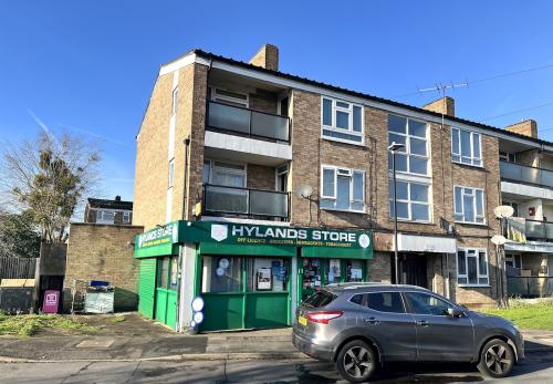 9 Minster Way, Slough, SL3