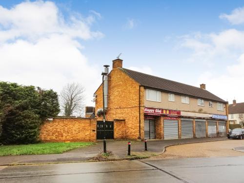 10-16 Anslow Place, Slough, SL1