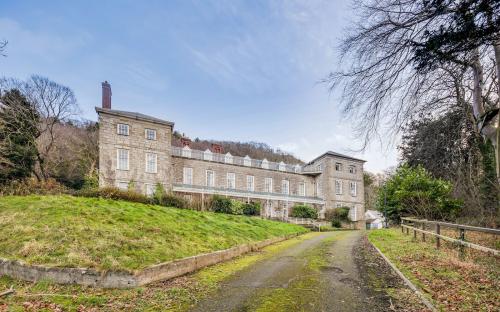 Marl Hall, Marl Lane, Llandudno Junction, LL31