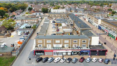 101-111, 125-129 & 131-135 Daiglen Drive Parade, South Ockendon, RM15