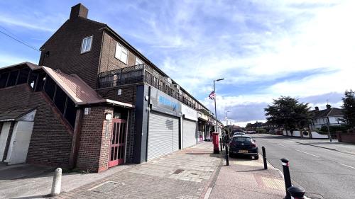 1-10 Broxburn Drive Parade, South Ockendon, RM15