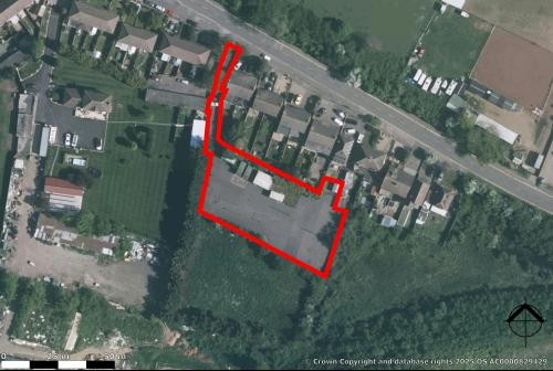 Horton Road, Glenhaven Yard, Stanwell Moor, TW19