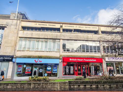64 New George Street, Plymouth, PL1