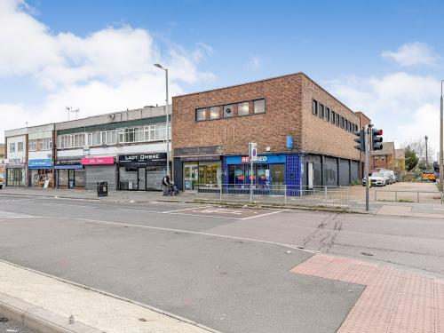265 sq m, Calcutta Road/St Chads Road, Tilbury, RM18