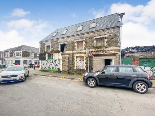 111-112 Clifton Street, Cardiff, CF24