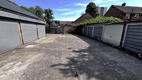 Garage Compound, Reddington Drive, Slough, SL3