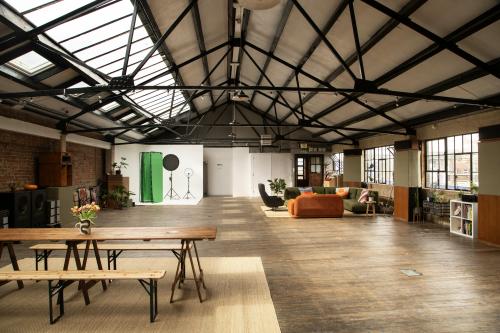 Unit 22 Dailley Building, Lanzarote Works, Hackney, London, E8