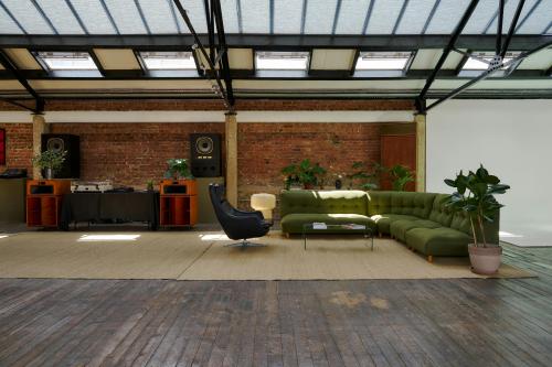 Unit 22 Dailley Building, Lanzarote Works, Hackney, London, E8