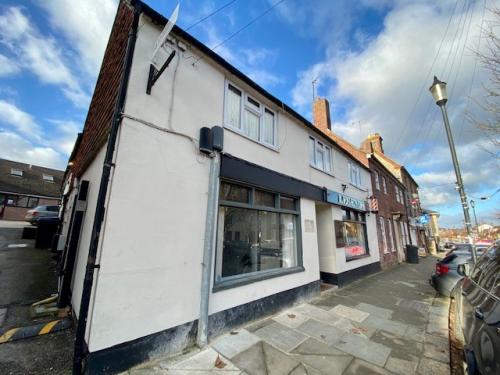 48A High Street, Hungerford, RG17