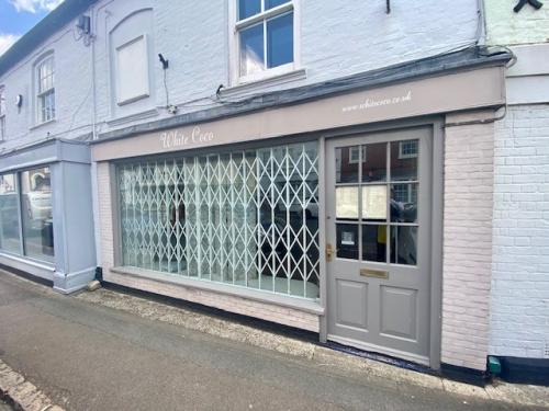 Ground Floor Retail/Office 17 Bridge Street, Hungerford, RG17