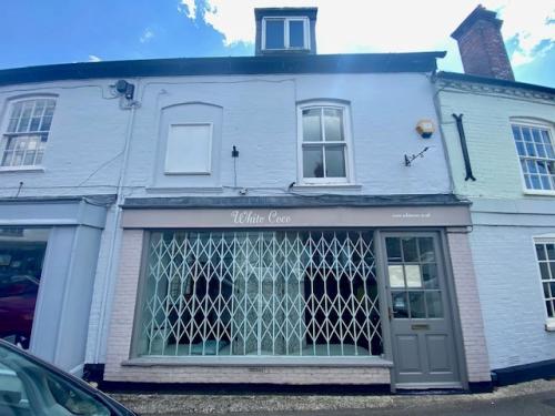 Ground Floor Retail/Office 17 Bridge Street, Hungerford, RG17
