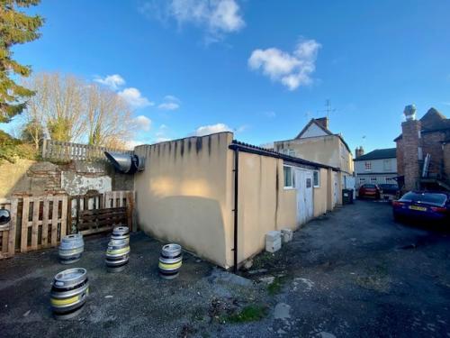 14 Charnham Street, Hungerford, RG17
