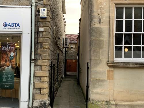 72 High Street, Street, BA16