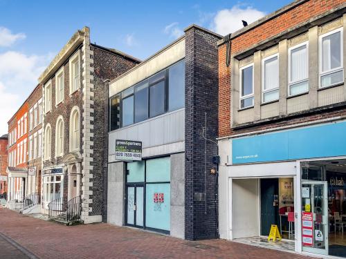 5 High Street, Gosport, PO12