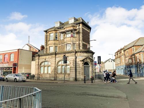 207 Richmond Road, Cardiff, CF24