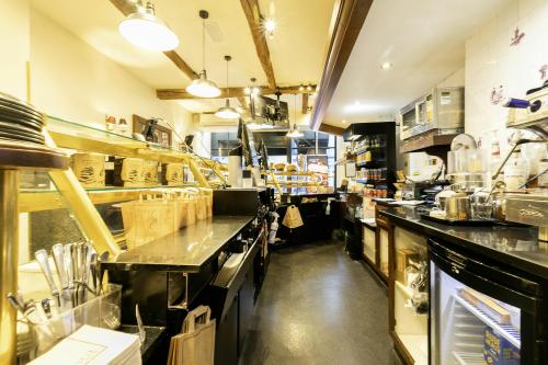 302 Upper Street, Islington, London, N1
