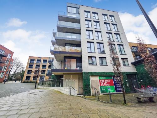 Unit 2 Lily's Walk, Desborough Road, High Wycombe, HP11