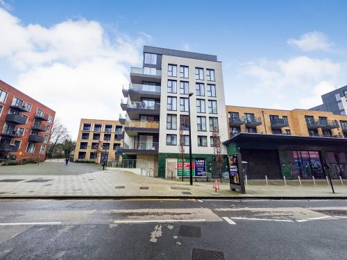 Unit 2 Lily's Walk, Desborough Road, High Wycombe, HP11