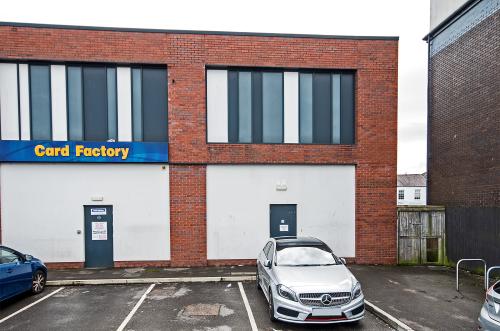 Unit 4, 18 London Road South, Poynton, SK12