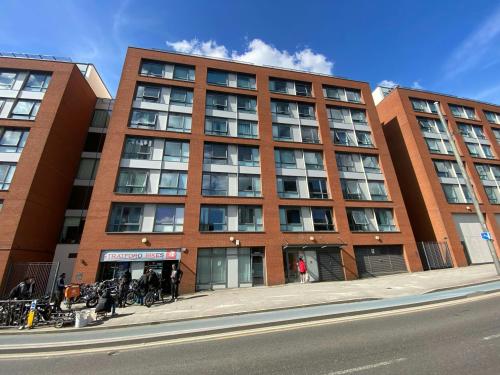 Unit 40 The Lock Building, Stratford City, London, E15
