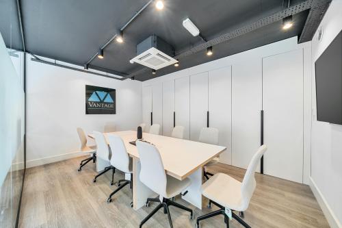 25 Limeharbour, Isle of Dogs, London, E14