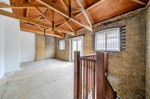 387 Railway Arches, Geffrye Street, Hoxton, London, E2