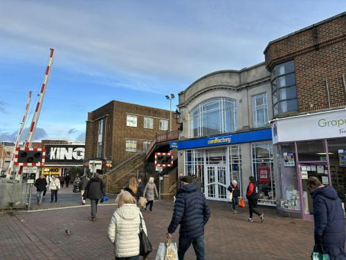 171-173 High Street, Poole, BH15