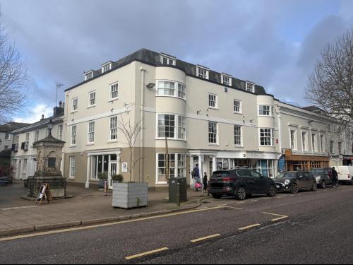 5 & 9-12 Waterside House, The Plains Shopping Centre, Totnes, TQ5