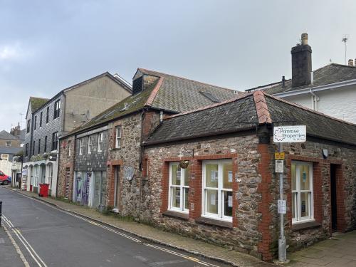 5 & 9-12 Waterside House, The Plains Shopping Centre, Totnes, TQ5