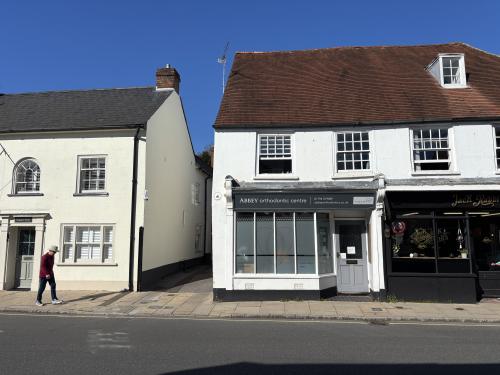 82 The Hundred, Romsey, SO51